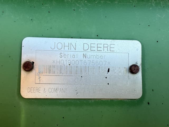Image of John Deere 1850 equipment image 1
