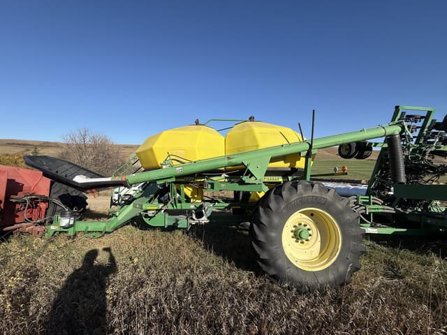 Image of John Deere 1850 equipment image 3