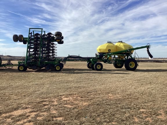 2021 John Deere 1890 Equipment Image0