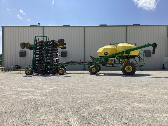 2021 John Deere 1890 Equipment Image0