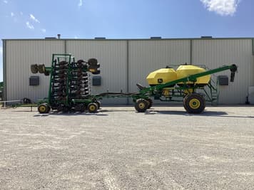 Main image John Deere 1890