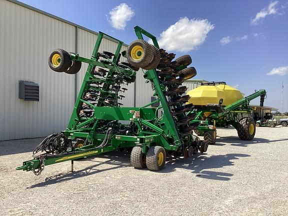 Image of John Deere 1890 equipment image 3