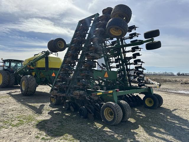 Image of John Deere 1890 equipment image 3