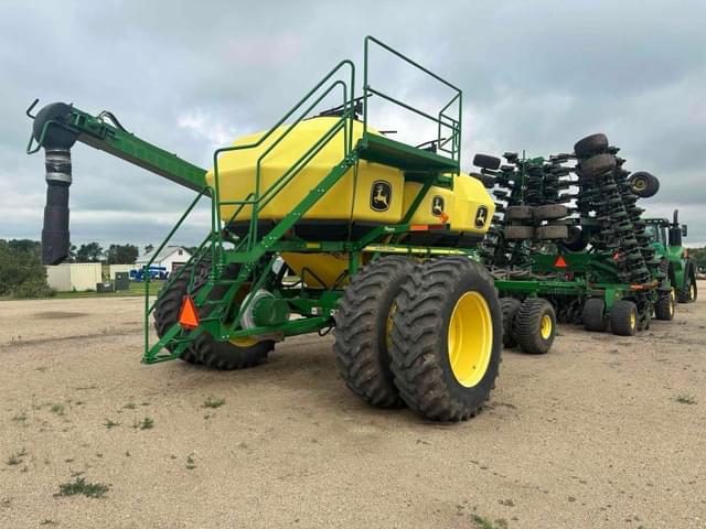 Image of John Deere 1890 equipment image 1