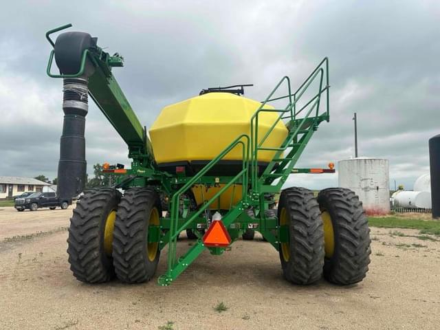 Image of John Deere 1890 equipment image 3