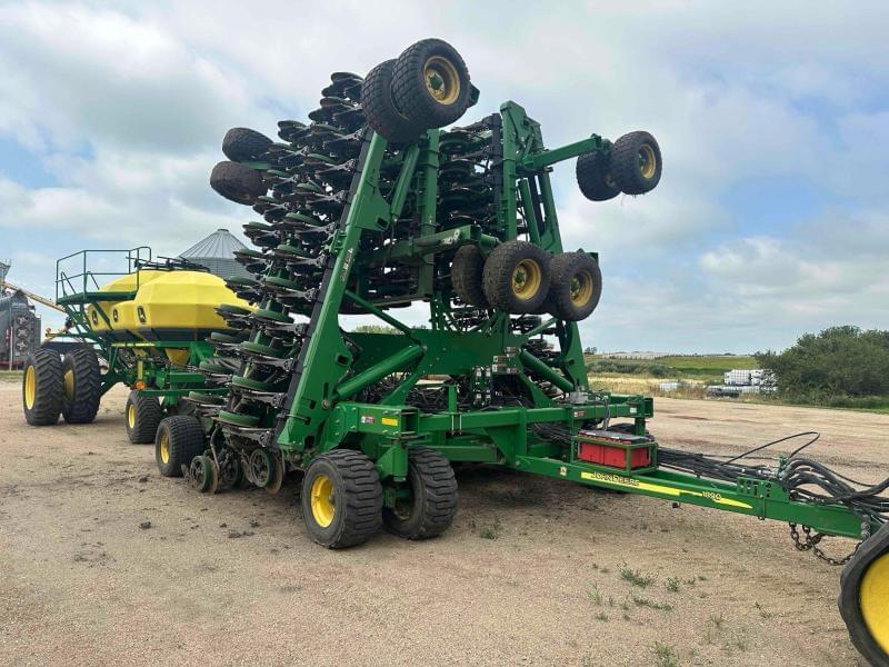 Image of John Deere 1890 Primary image