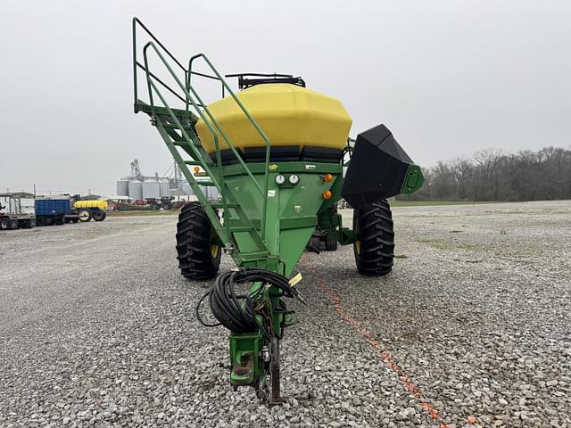 Image of John Deere 1890 equipment image 1