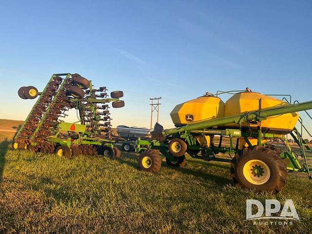 Image of John Deere 1890 equipment image 3