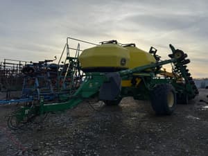 John Deere 1890 Image