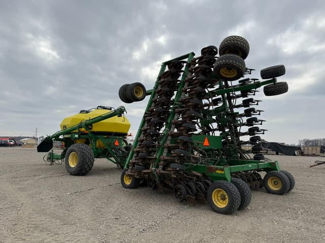 Image of John Deere 1890 equipment image 3