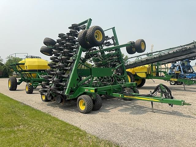 Image of John Deere 1890 equipment image 1