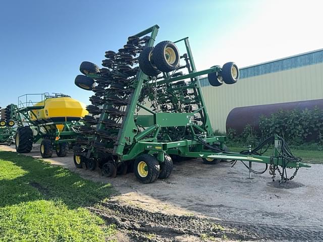 Image of John Deere 1890 equipment image 1