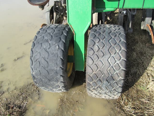 Image of John Deere 1890 equipment image 4