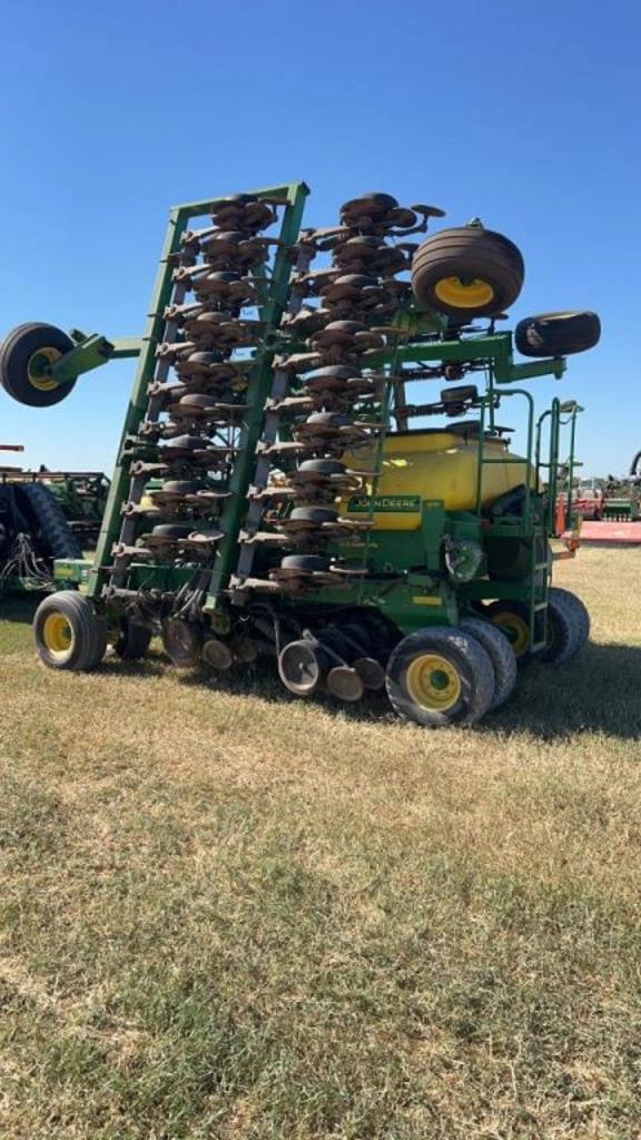 Image of John Deere 1890 equipment image 1