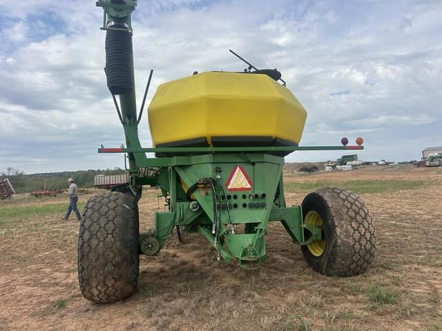 Image of John Deere 1900 equipment image 3