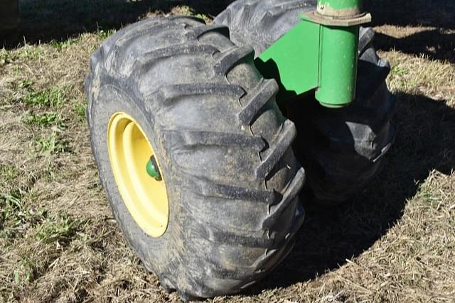 Image of John Deere 1910 equipment image 4