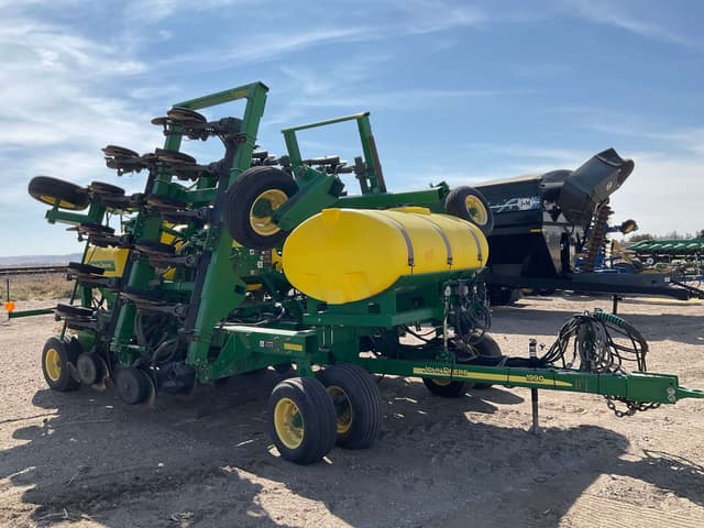 Image of John Deere 1990 equipment image 4