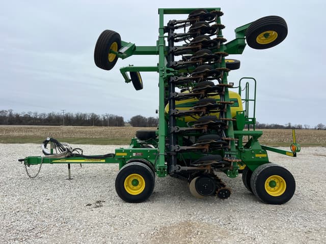 Image of John Deere 1990 equipment image 2