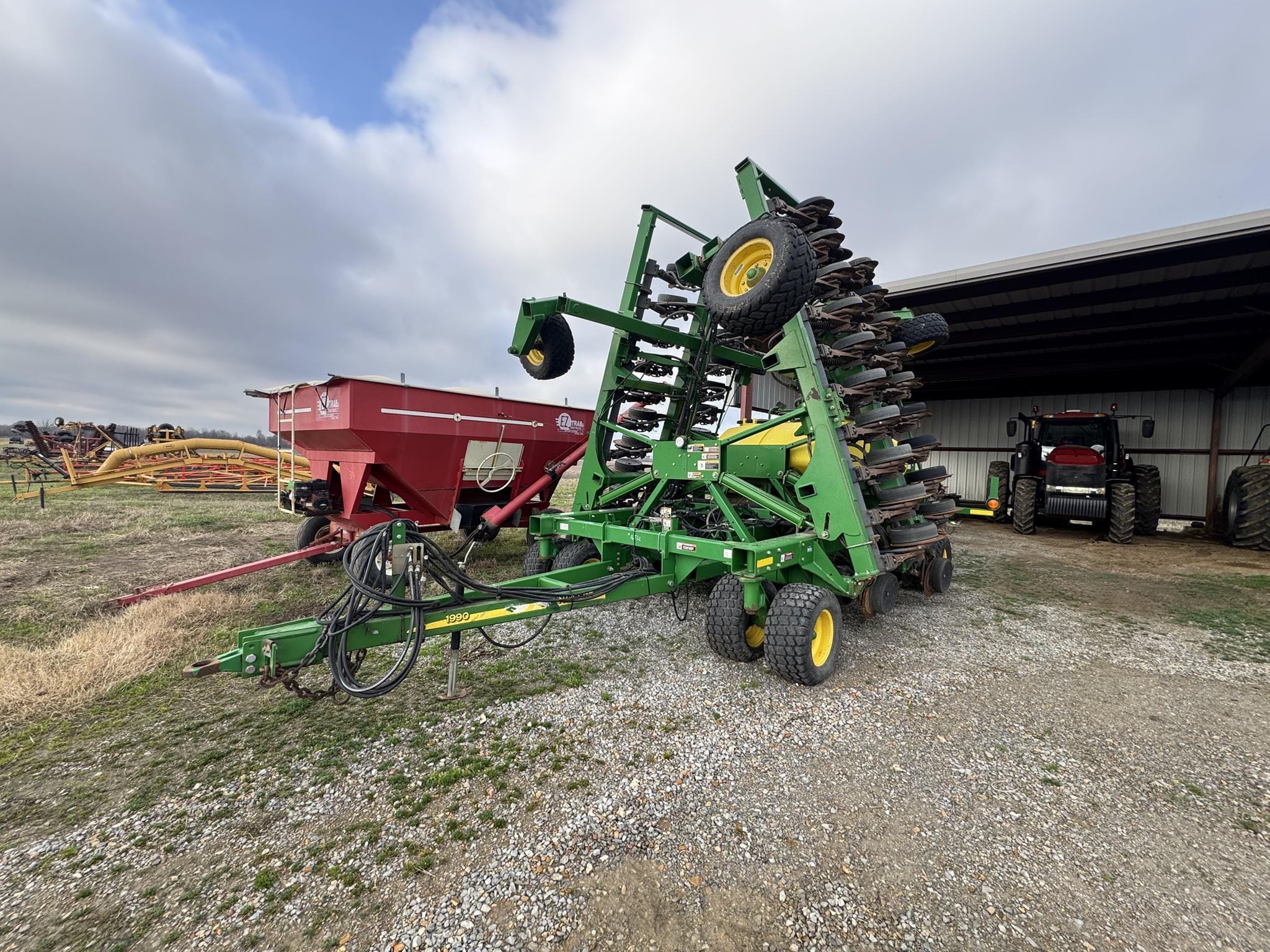 John Deere 1990 Equipment Image0