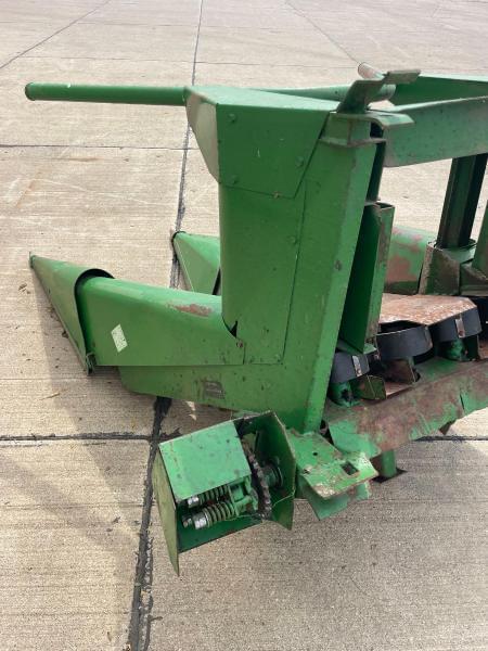 Image of John Deere 2RRC equipment image 4