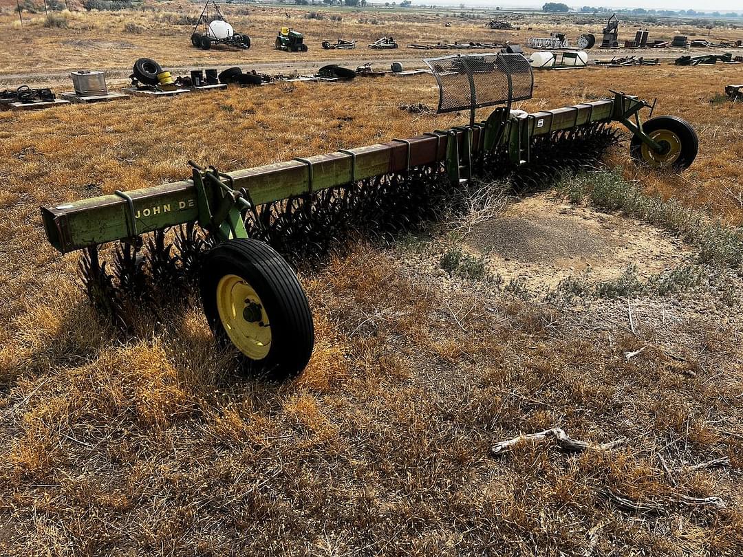 Image of John Deere 400 Primary image