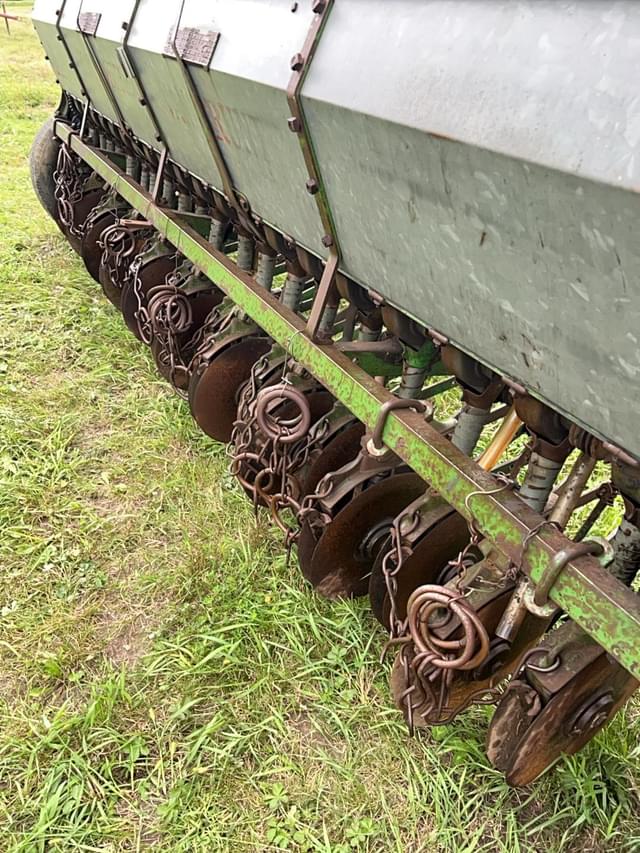 Image of John Deere 20 equipment image 2