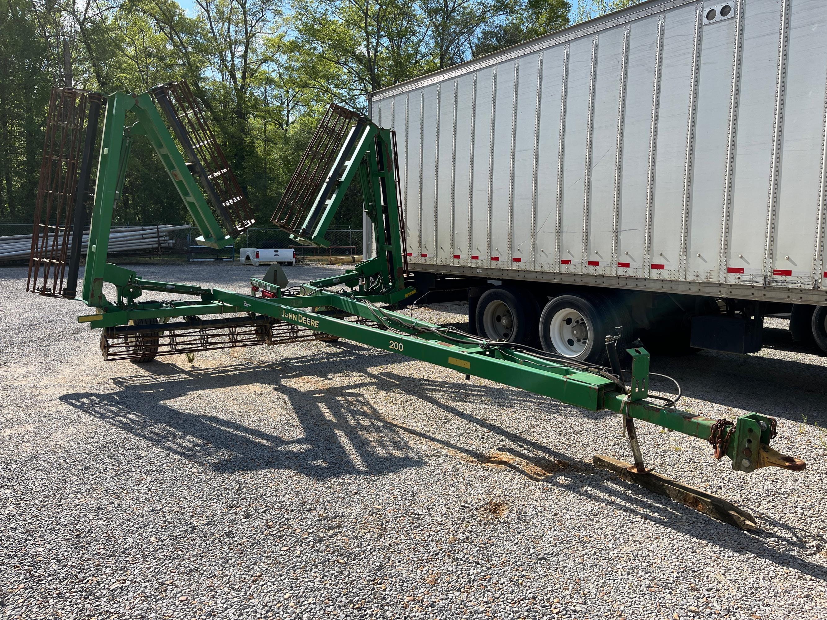 Main image John Deere 200