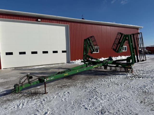 Image of John Deere 200 equipment image 1