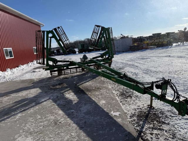 Image of John Deere 200 equipment image 3