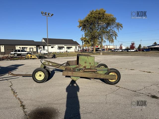 Image of John Deere 200 equipment image 1