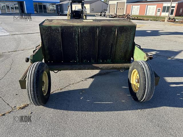 Image of John Deere 200 equipment image 3