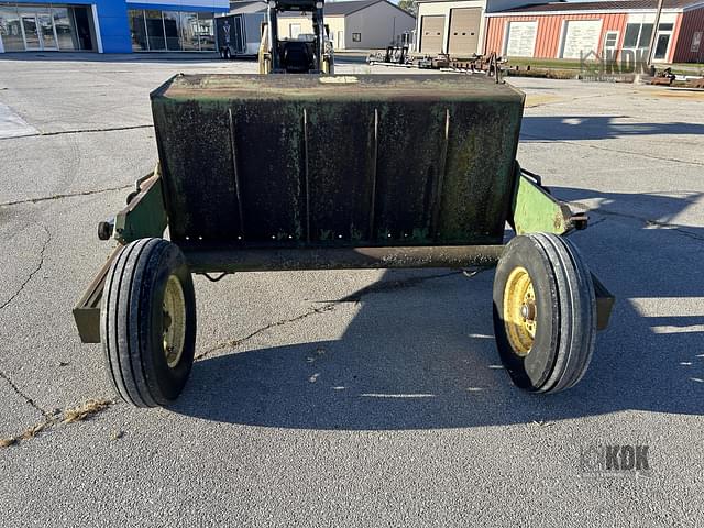 Image of John Deere 200 equipment image 3