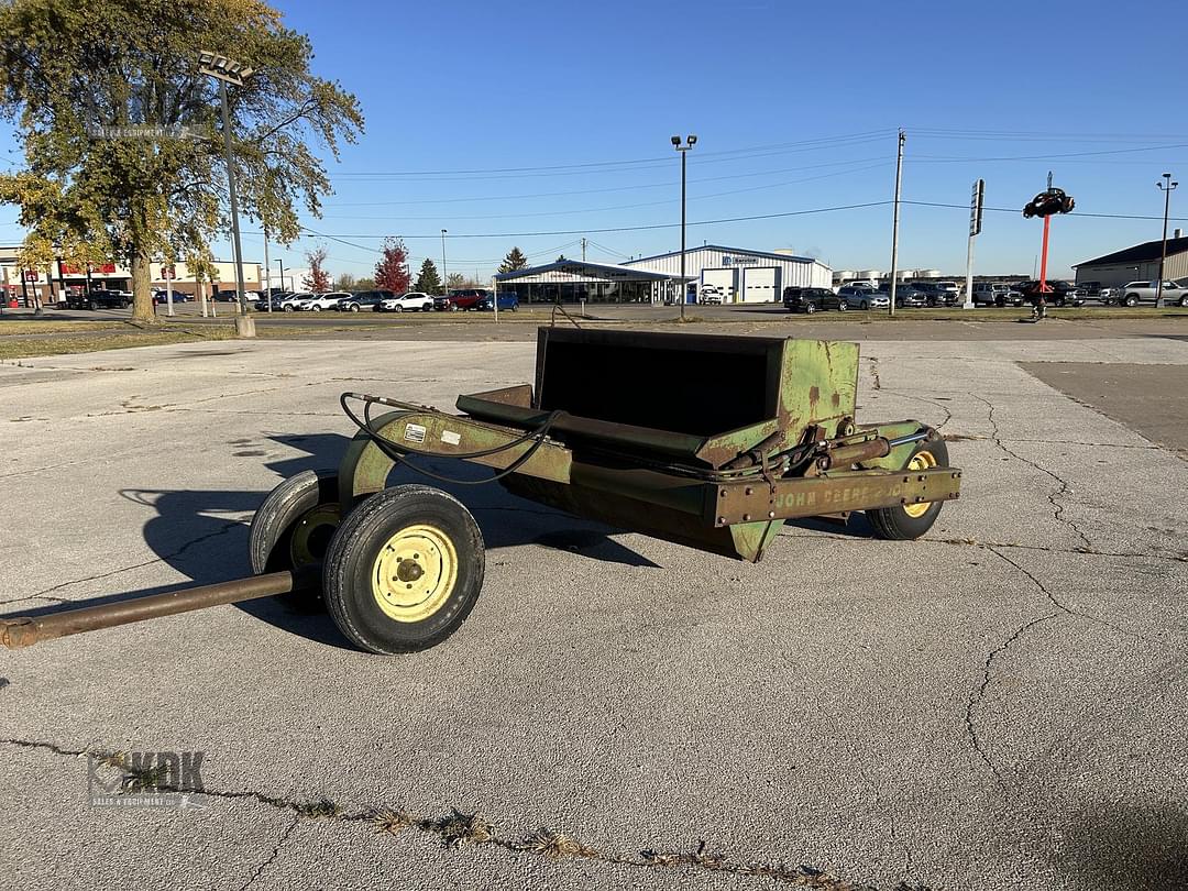 Image of John Deere 200 Primary image