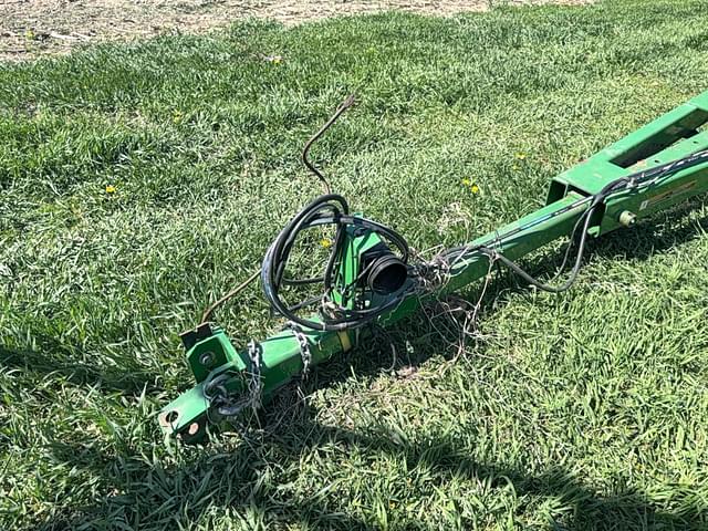Image of John Deere 200 equipment image 1