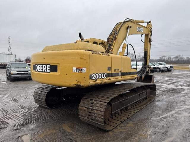 Image of John Deere 200LC equipment image 2