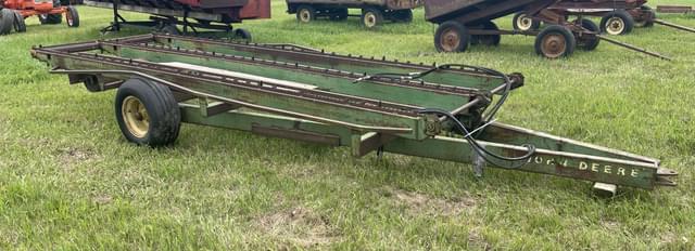 Image of John Deere 200 equipment image 1