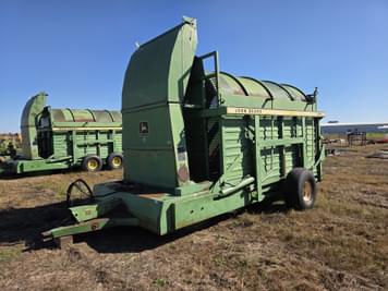 Main image John Deere 200