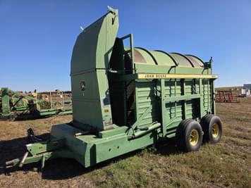 Main image John Deere 200
