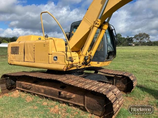 Image of John Deere 200C LC equipment image 1