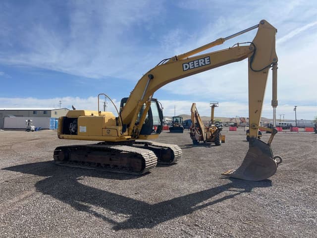 Image of John Deere 200C LC equipment image 1