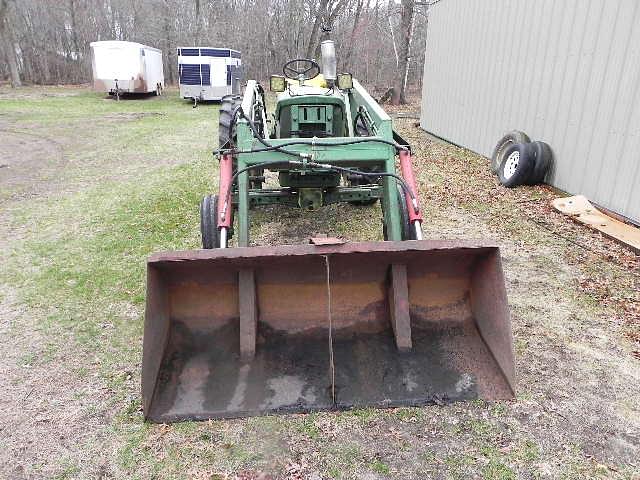 Image of John Deere 2010 equipment image 1