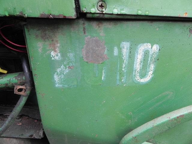 Image of John Deere 2010 equipment image 3