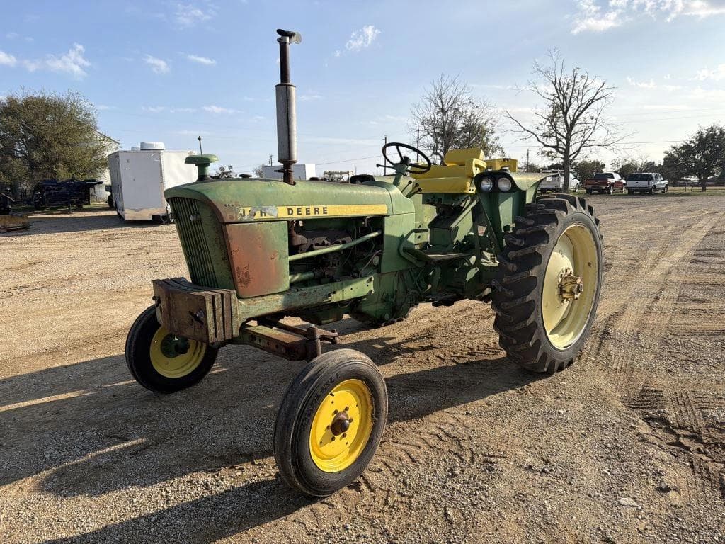 Image of John Deere 2010 Primary image