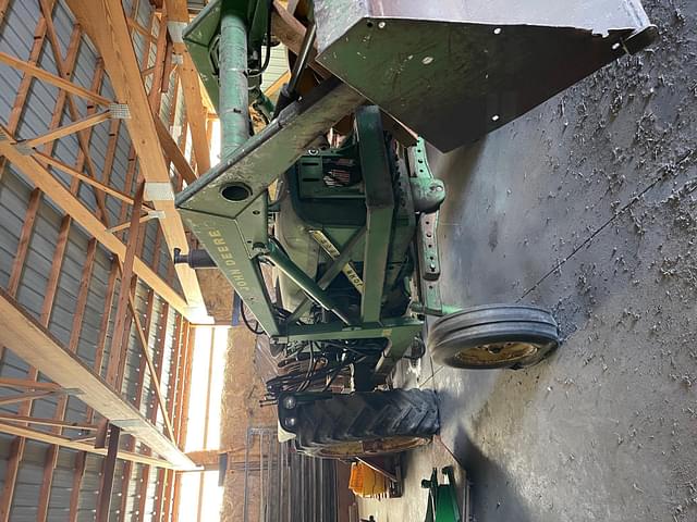 Image of John Deere 2010 equipment image 3