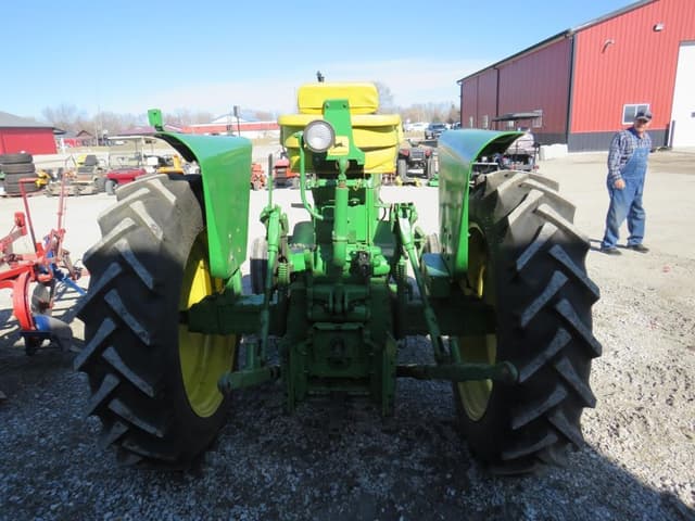 Image of John Deere 2010 equipment image 4