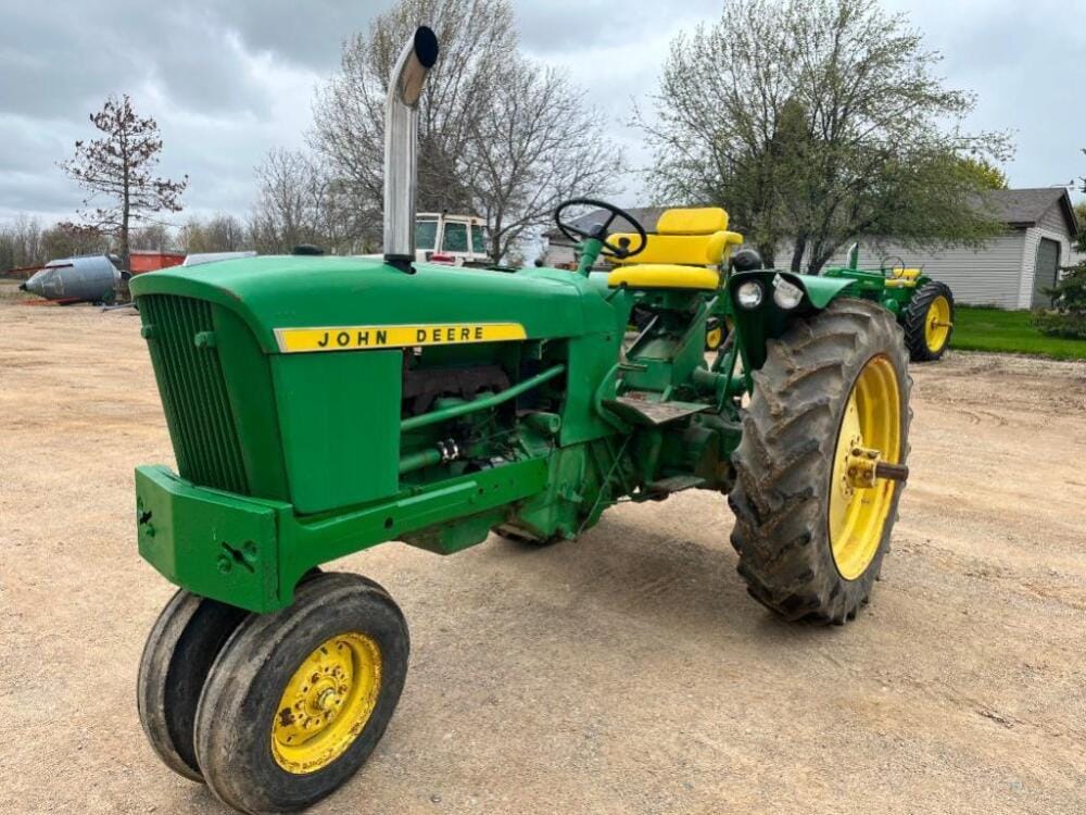 Main image John Deere 2010