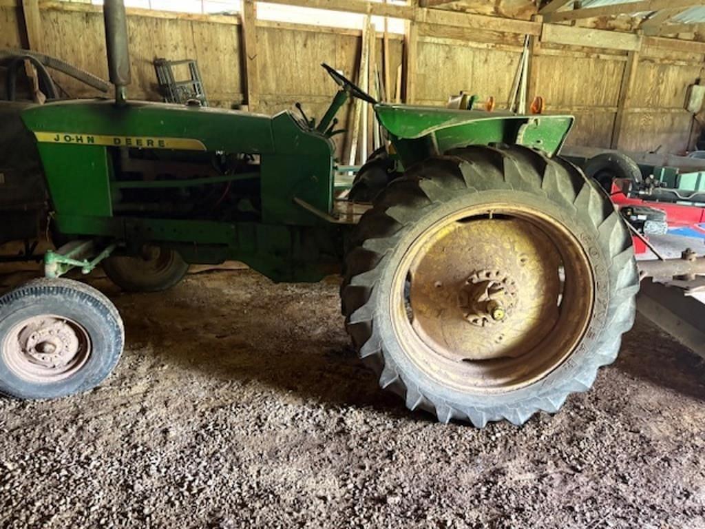 Image of John Deere 2010 Primary image