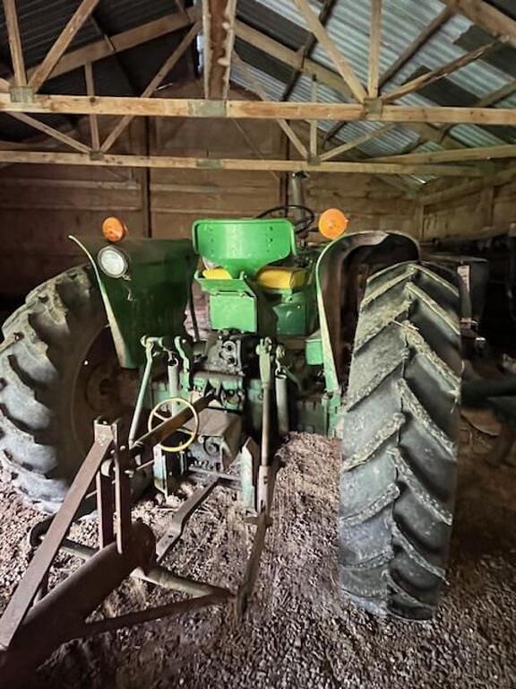 Image of John Deere 2010 equipment image 2