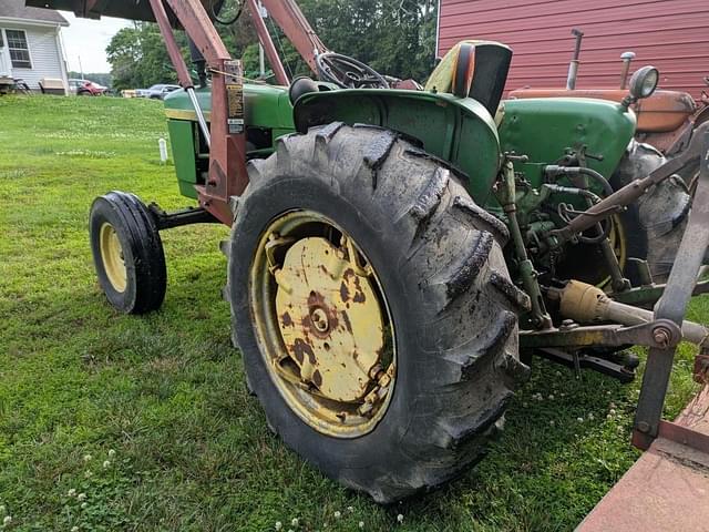 Image of John Deere 2010 equipment image 3