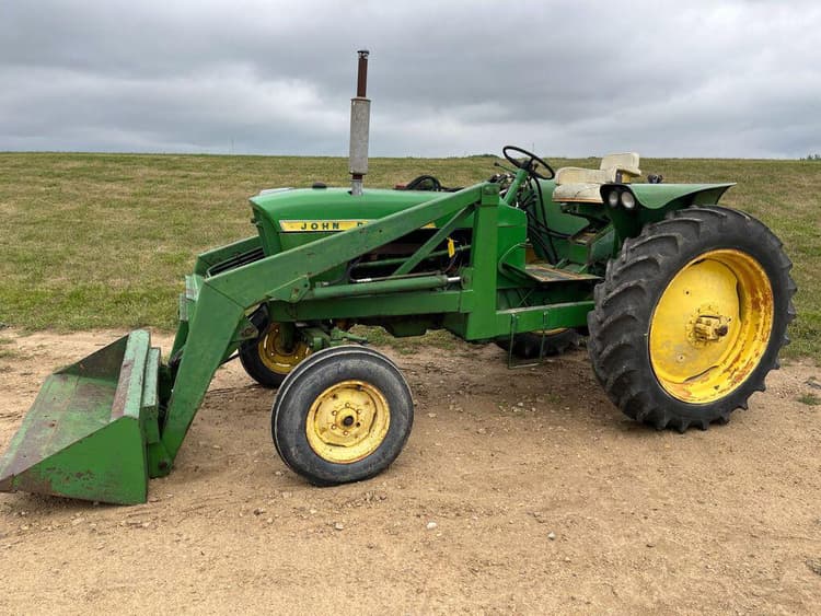 SOLD John Deere 2010 Tractors 40 to 99 HP Tractor Zoom
